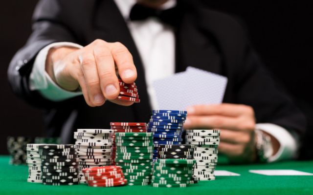 Cách nhận biết bài Baccarat là lừa đảo